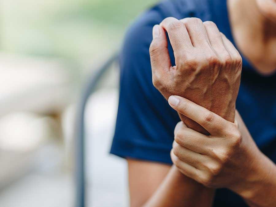 What Are Repetitive Stress Injuries and How Do You Recover From Them? - My Cold Therapy 